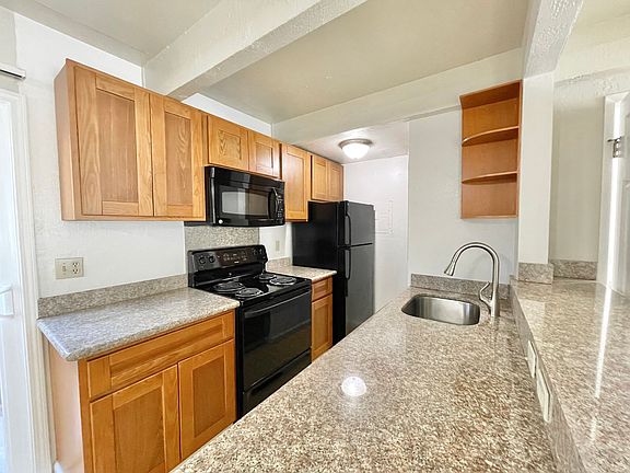 5th image of 2608 Q St APT 1
