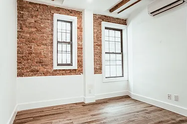 Rented by Nolita Group