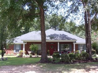 10020 Breckenridge Dr N, Mobile, AL 36608