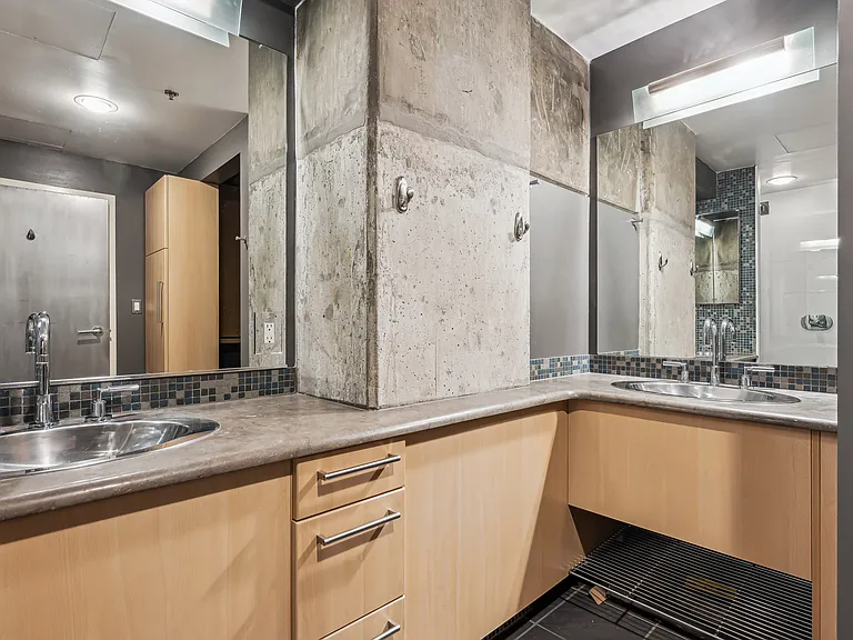 1401 Wewatta St #210 — Photo 35