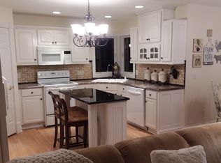 708 Briody St, Burlington, WI 53105