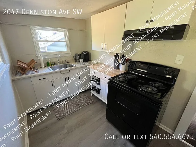 2047 Denniston Ave SW — Photo 9