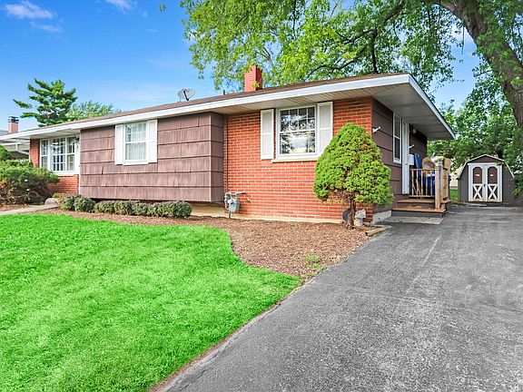 2nd image of 118 Amarillo Dr