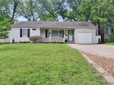 2225 W 74th St, Prairie Village, KS, 66208