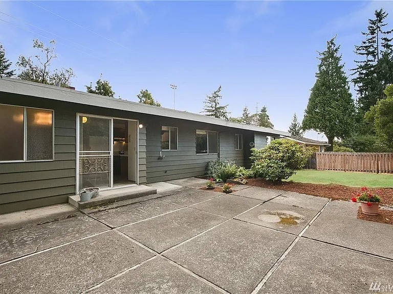 14236 SE 24th St — Photo 12