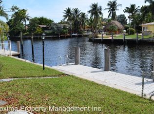 380 SE 10th St, Pompano Beach, FL 33060