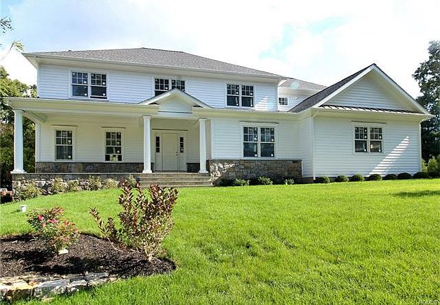 1st image of 142 Plymouth Dr