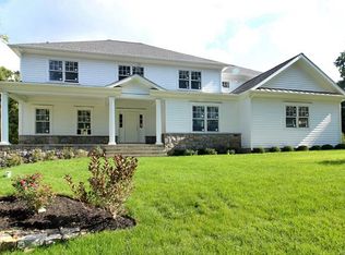 142 Plymouth Dr, Scarsdale, NY 10583