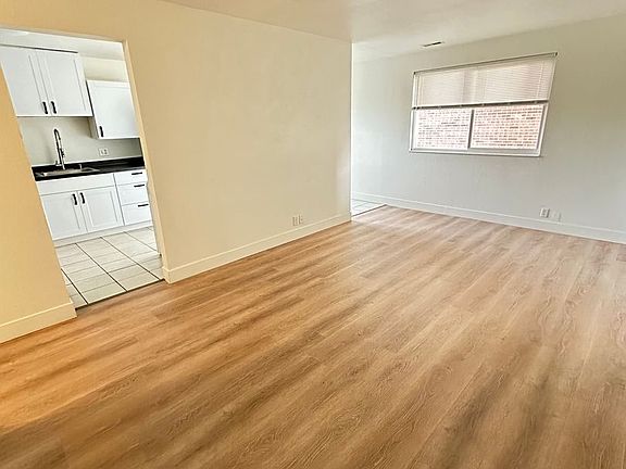 3rd image of 768 N Redwood Rd APT 12