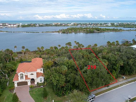 5th image of 219 S Riverwalk Dr