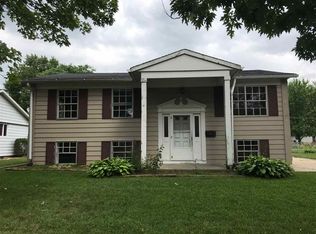 414 Glenwood Dr, Goshen, IN 46526