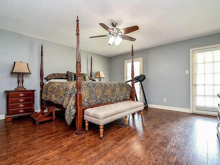 1015 Kanah Ln — Photo 22