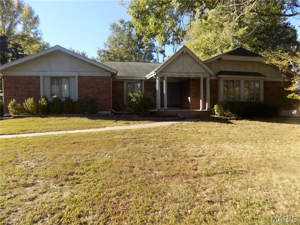 1275 White Rd, Chesterfield, MO 63017