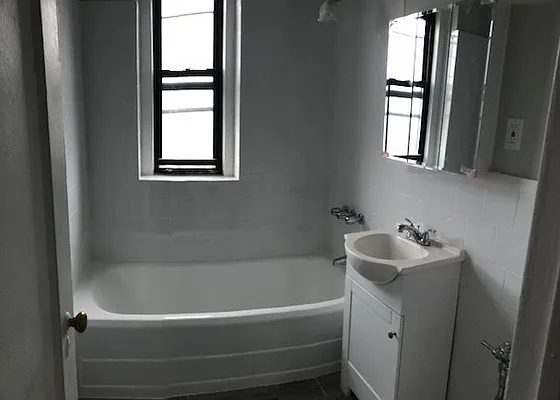 Rented by Smart NY Realty LLC | media 7