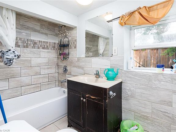 5th image of 177 Wilson St #167