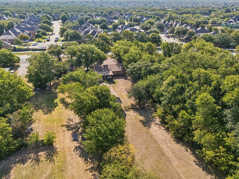 1st image of 1208 Whitley Rd