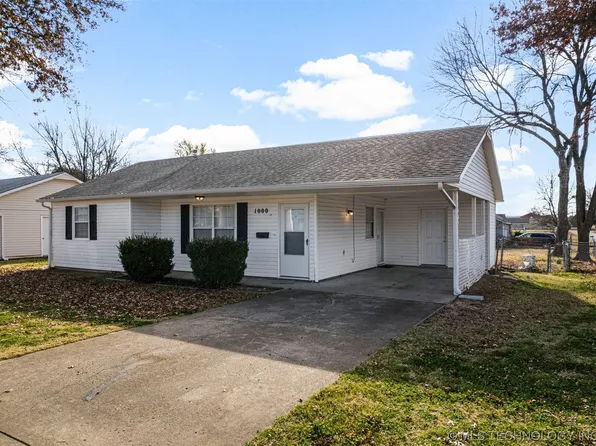 1000 SE 2nd St, Pryor, OK 74361