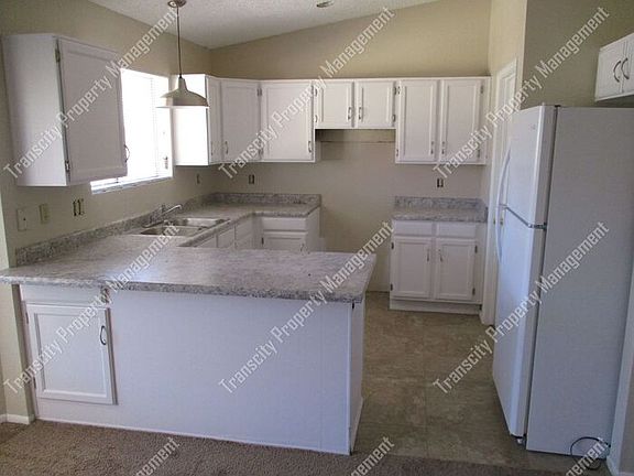 4th image of 6253 E Gary Cir