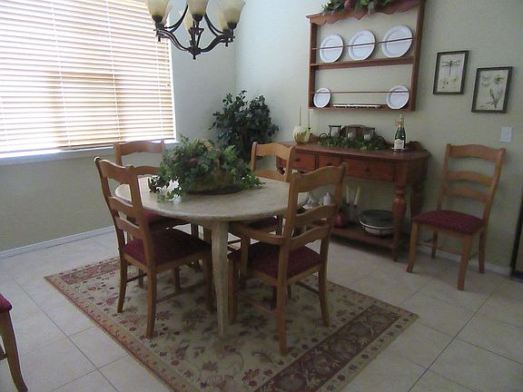 5th image of 1016 Desert Willow Ct