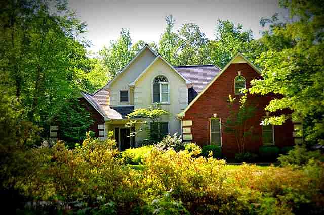 1st image of 80 Castlewood Ln