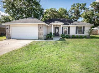 208 Jonathan St, Macclenny, FL 32063