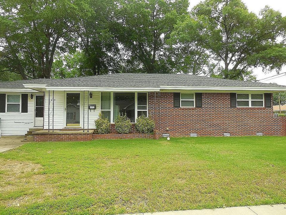 1st image of 219 S Phoenix Ave