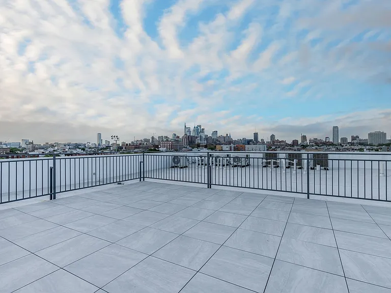 Wharton Flats — Photo 30