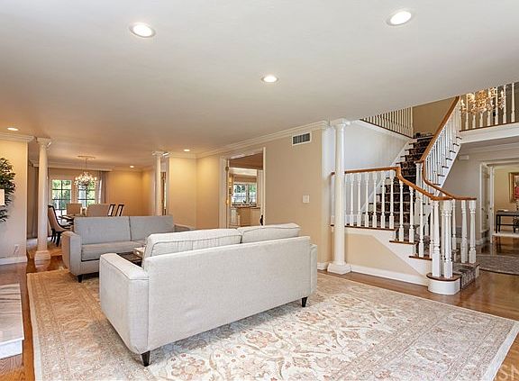 5th image of 5028 Shirley Ave