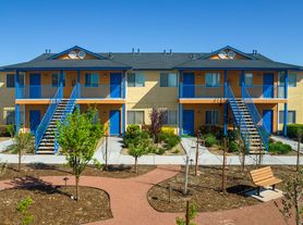 Golden Sands Apartments