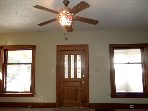 3rd image of 335 Dawn Dr #3