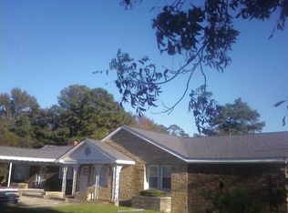 4385 Woods Crossroads Rd, Dunn, NC 28334