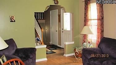 5th image of 4505 Edgewood Dr