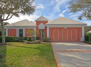 975 Saint Annes Ln, Vero Beach, FL 32967