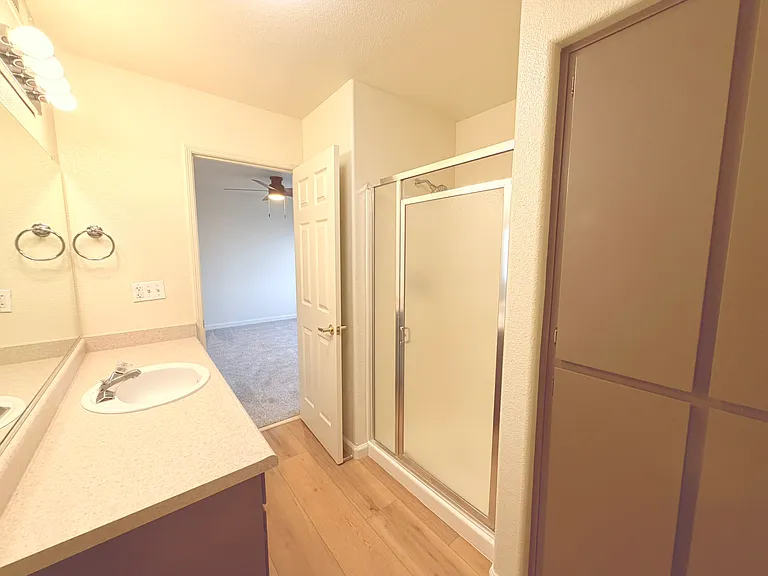 1271 W Spruce Ave — Photo 6