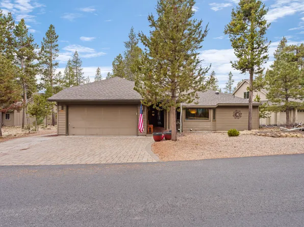 57809 Mount Rainier Ln #11, Bend, OR 97707