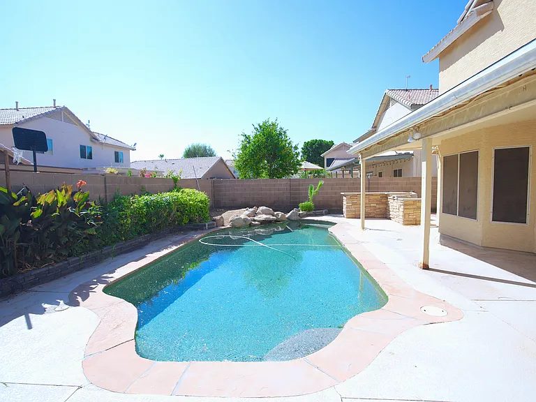 842 N Naples Dr — Photo 44