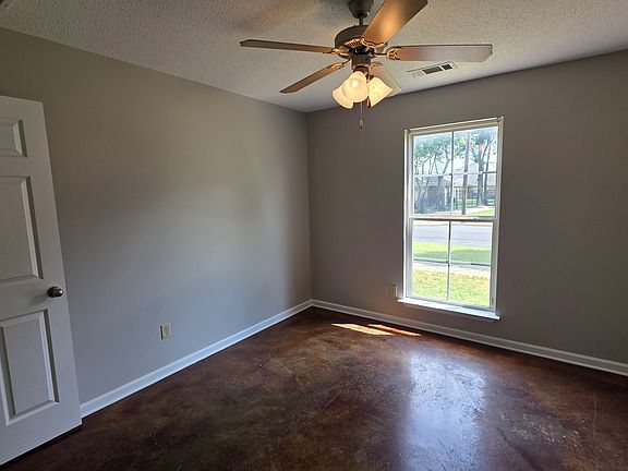 5th image of 1031 N 7th St