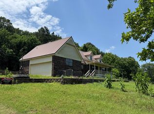 705 S Elm St, Hartford, AR 72938