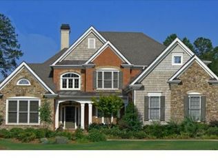 24 Parkridge Dr, East Greenbush, NY 12061