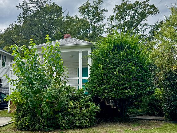 3rd image of 813 Watts St