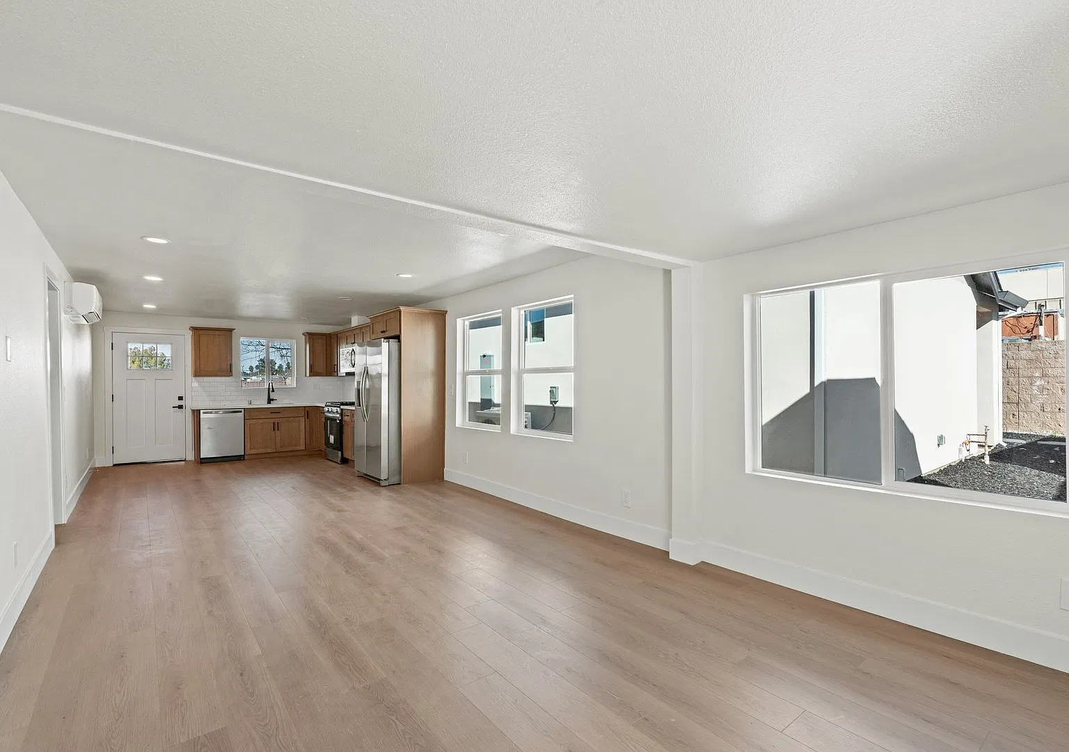 3109 29th Ave — Photo 4