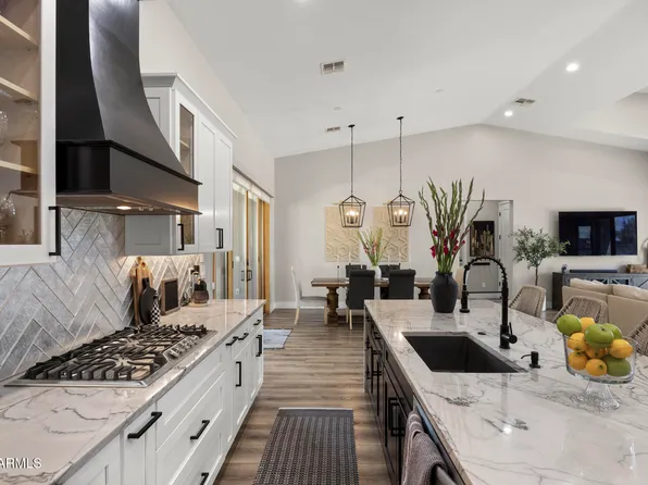 3927 N 13TH Place, Phoenix, AZ 85014
