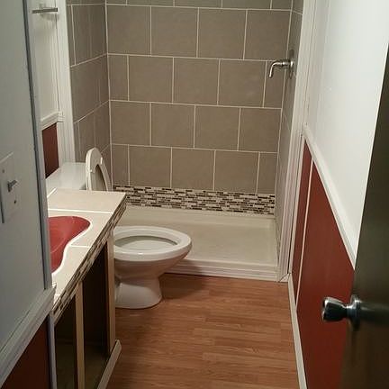 4th image of 136 Williamson St