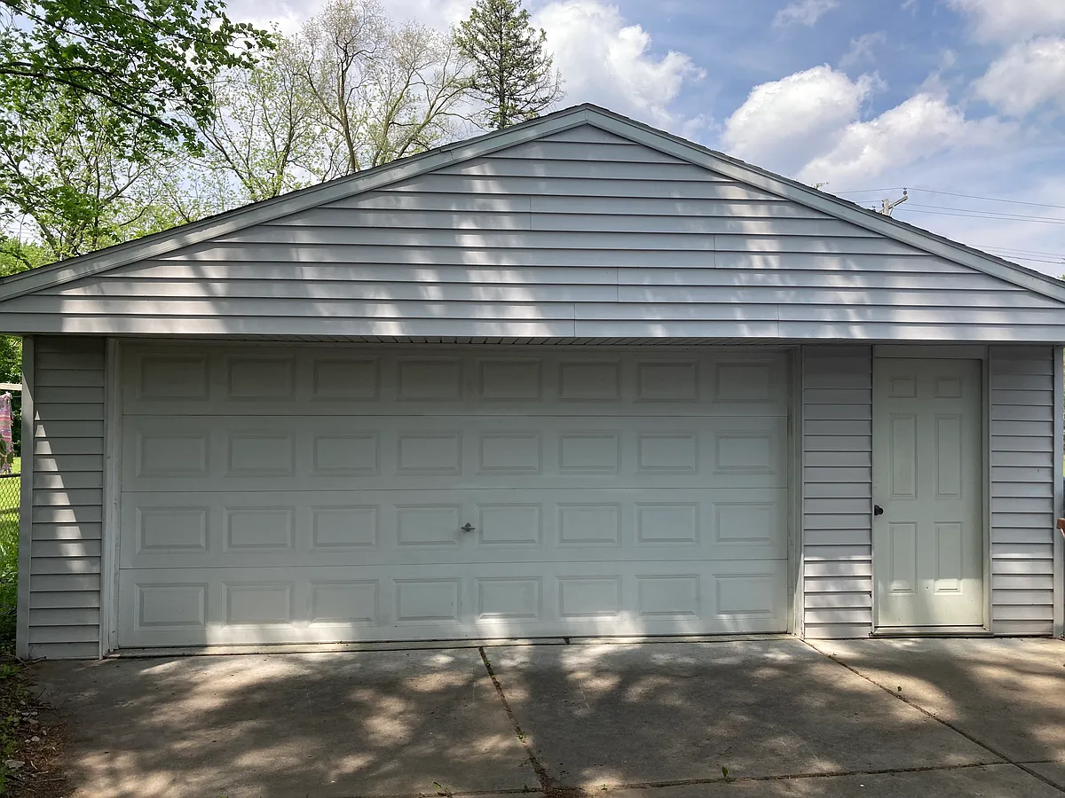 Building Photo - 7101 Reber Dr