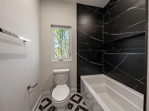 5th image of 2805 Torbett St