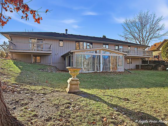 2nd image of 14320 Westwood Trl