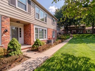 551 N Old Woodward Ave, Birmingham, MI 48009