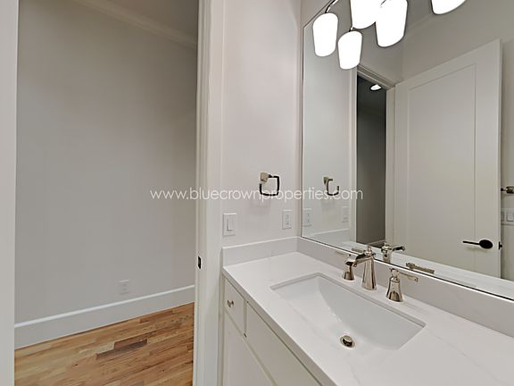5th image of 4417 Emerson Ave