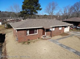 303 Rae Ave SW, Cullman, AL 35055