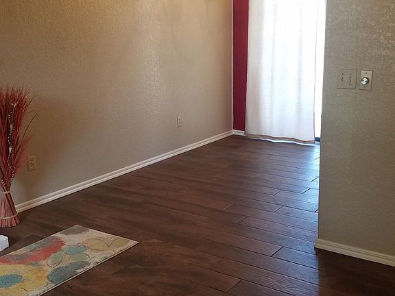 5th image of 6705 NW 124th St